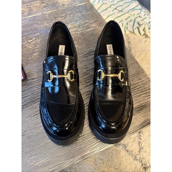 Steve Madden Lando Black Faux Patent Leather Lug Sole Loafers sz 11 - Picture 2 of 7